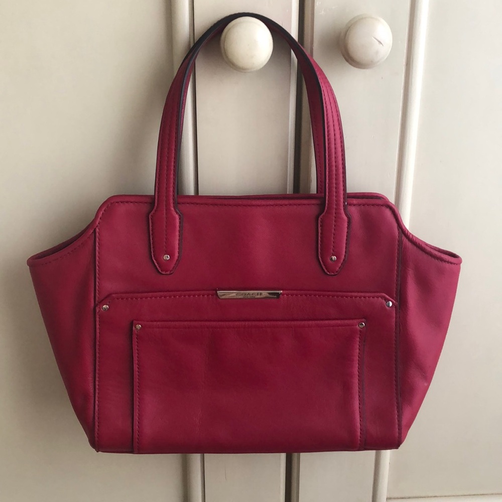 Cute Coach handbag in red!